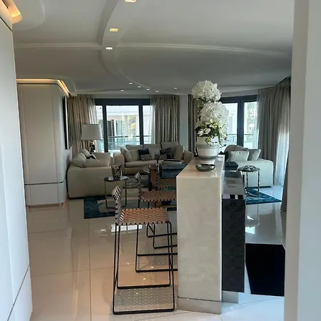 Le Bretagne Cozy Daire Cannes