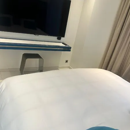 Le Bretagne cozy * Cannes